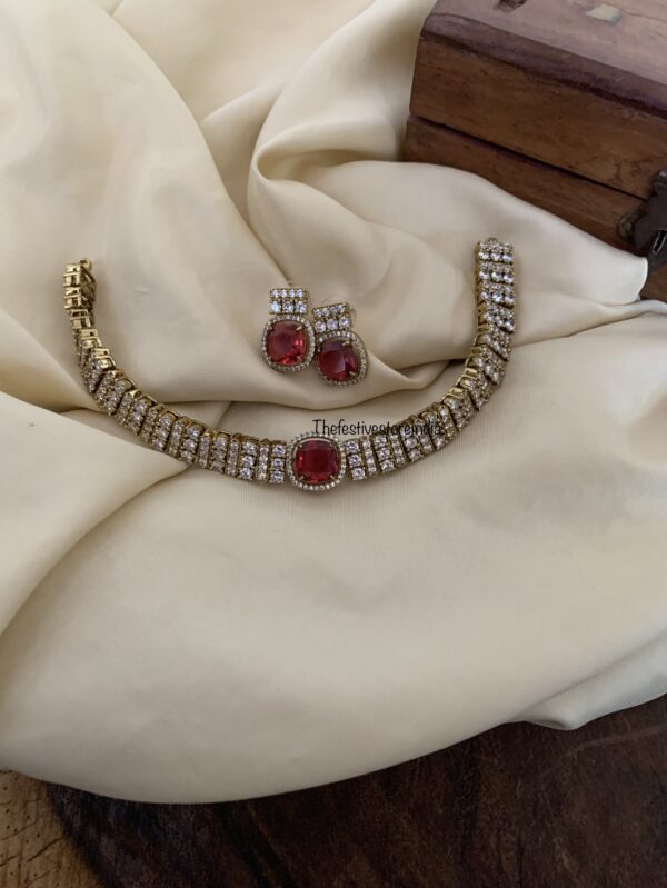 Classic Ruby victorian choker set