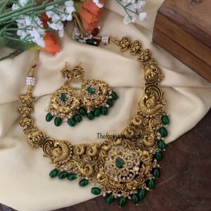 Budgeted Navilu green drops AD necklace set