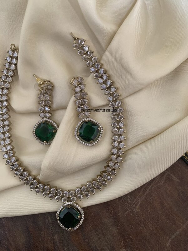 Victorian attigai - Emerald