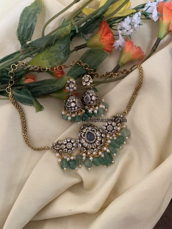 Budgeted green beads with contrast greyish purple stone victorian choker set