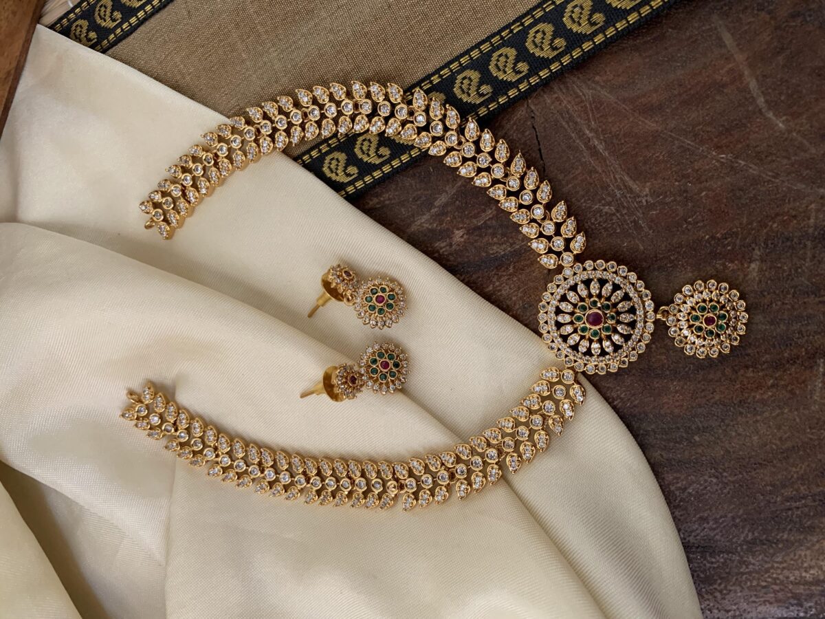 Diamonds attigai round drops set