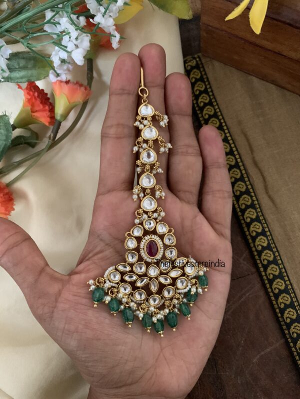 Kundan bridal green drops maangtikka