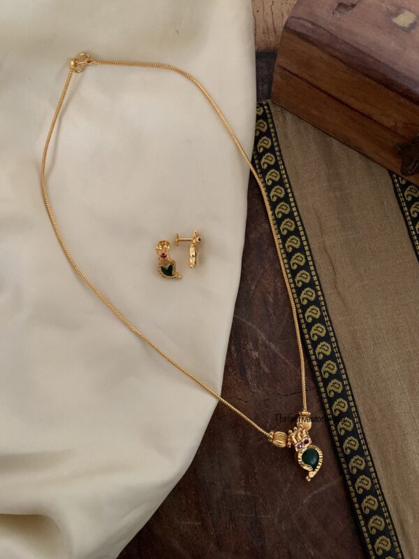 Minimalist micro gold palakka necklace set