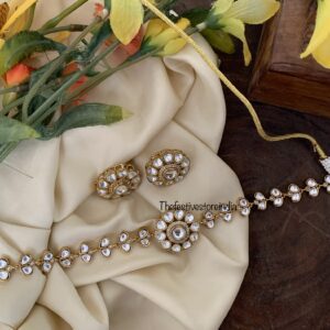 Statement kundan white choker set