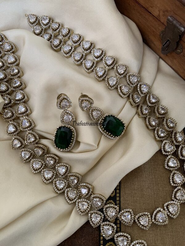 2 layer heavy Victorian Emerald haaram set