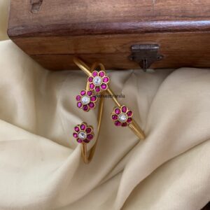 Set of 2 Jadau floral openable kada - size 2-4