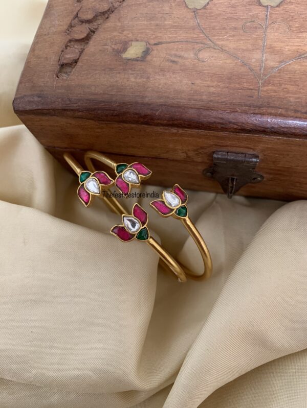 Set of 2 Jadau lotus openable kada - size 2-4
