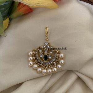 Jadau hook style classic white pearl green stone maangtikka