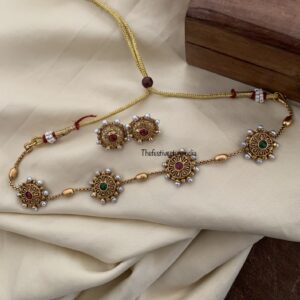 Budgeted round matte choker necklace set
