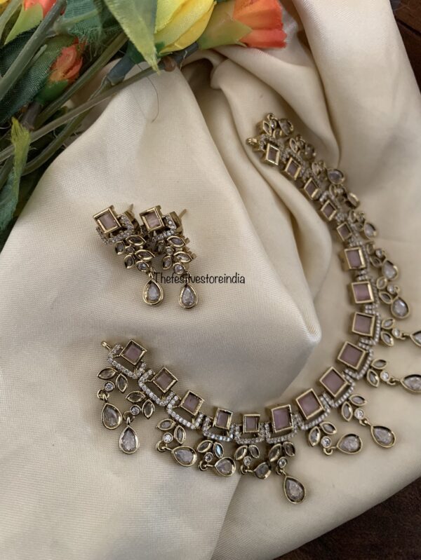Victorian pastel pink necklace set