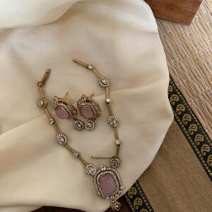 Pink pendant victorian necklace set