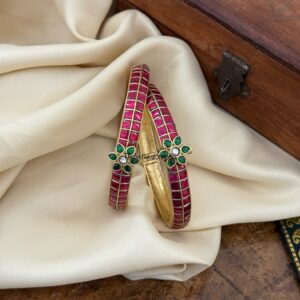 Classic jadau unisex rubyrose green floral kada - Set of 2