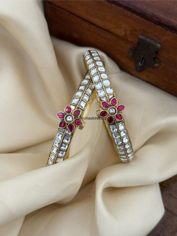 Classic jadau unisex all white floral motif kada - Set of 2