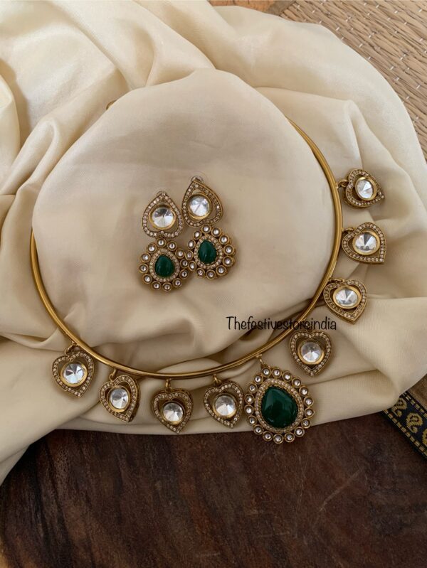 Emerald drop and kundan hasli set