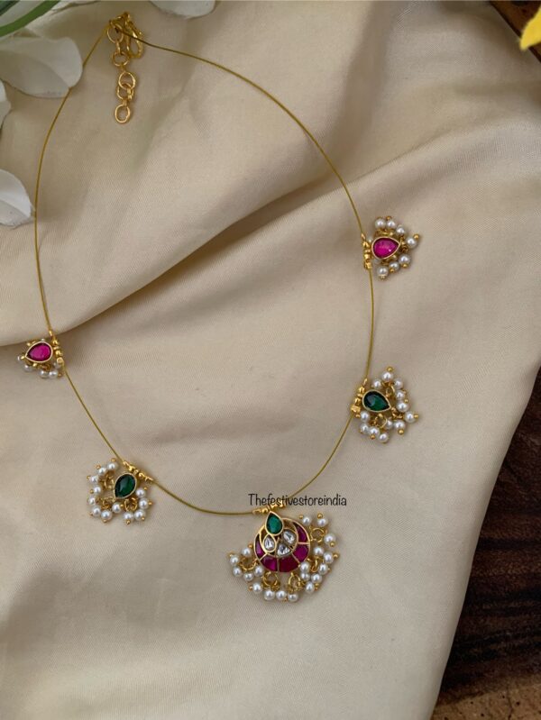 Jadau minimalist multi tikka pendant chain