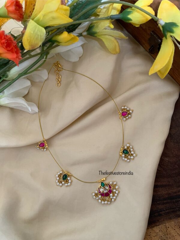 Jadau minimalist multi tikka pendant chain