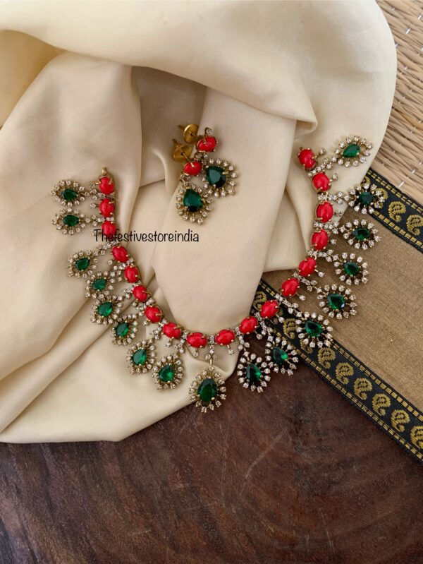 Coral and emerald stone necklace set