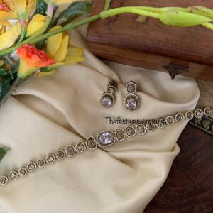 Victorian necklace set - All white