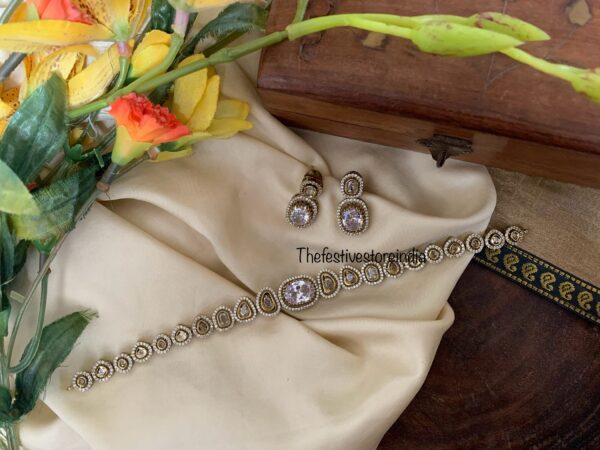 Victorian necklace set - All white