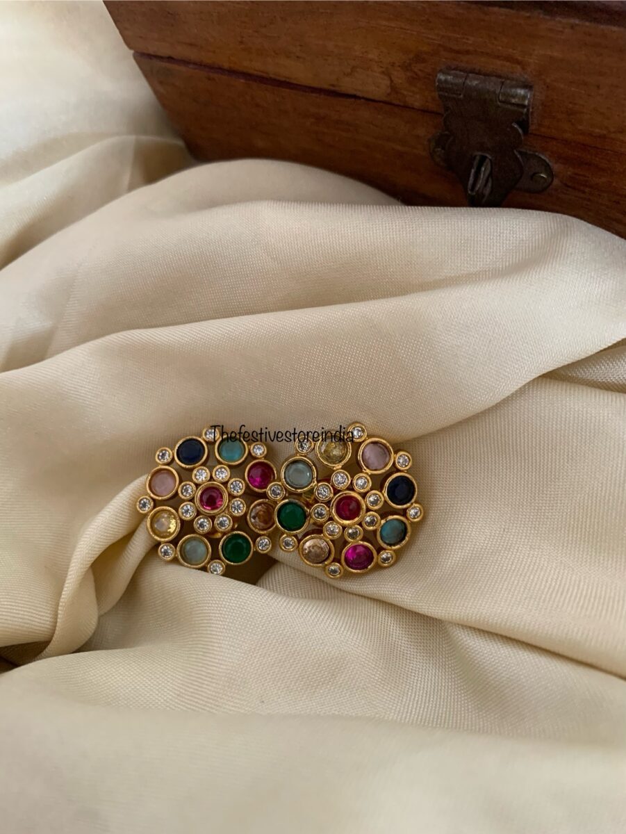 Navarathna studs
