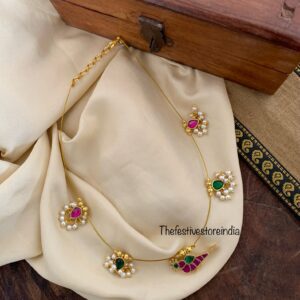 Jadau minimalist Parrot pendant chain