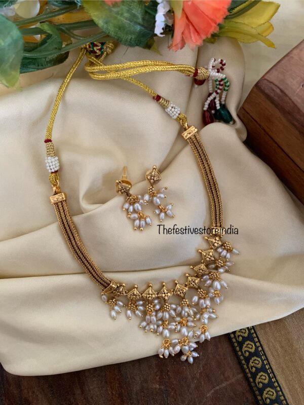 Short rice pearls necklace set