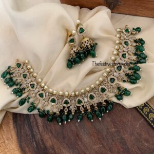 Classic green drops victorian necklace set
