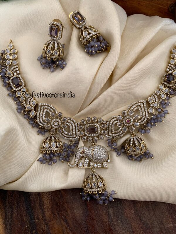 Purple beads victorian necklace set