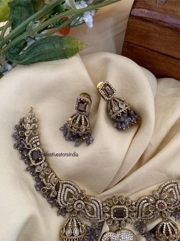 Purple beads victorian necklace set
