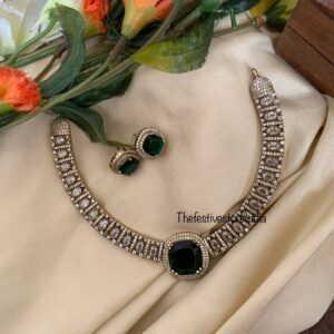Emerald stone Victorian necklace set