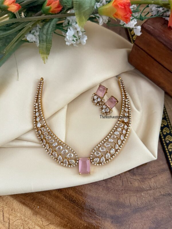 Budgeted Irakkai pink set