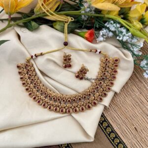 Budgeted matte necklace set