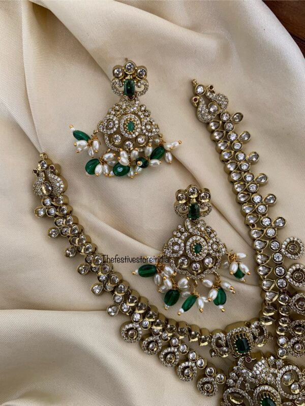 2 layer Budgeted green drops Victorian necklace set