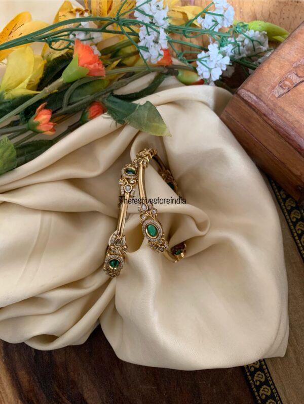Emerald AD bangles - Set of 2