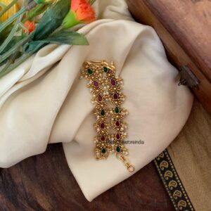 Multi colour straight maati / ear chain