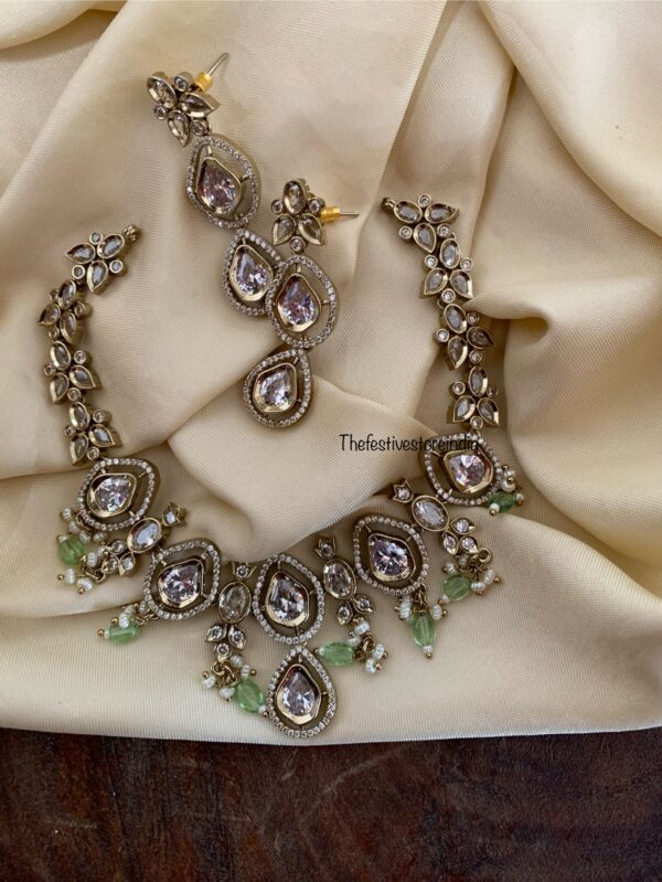 All white with mint drops Victorian necklace set