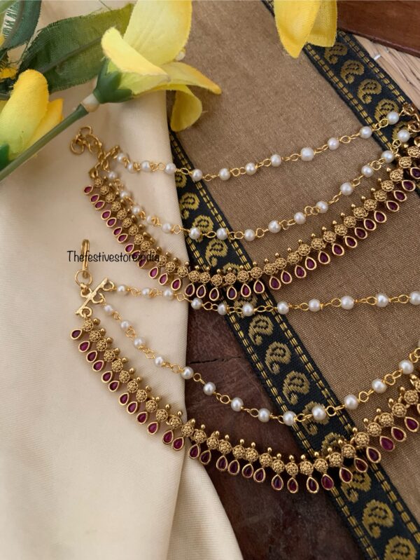 Antique gold pearls ear chain - Red