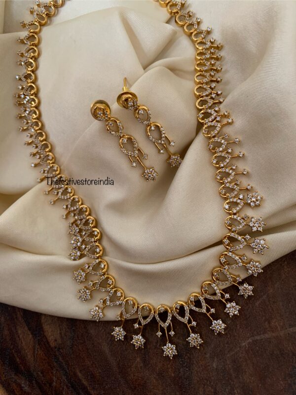 Minimalist Diamond look alike haaram set