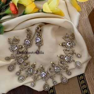 Designer Victorian necklace set - White