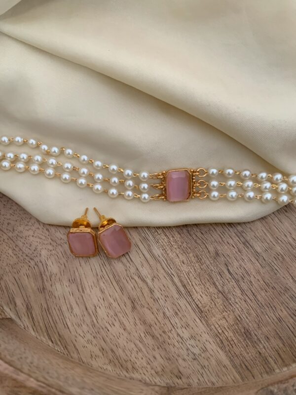Pink block 3 layer pearl choker set