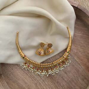 Hasli pearl drops set