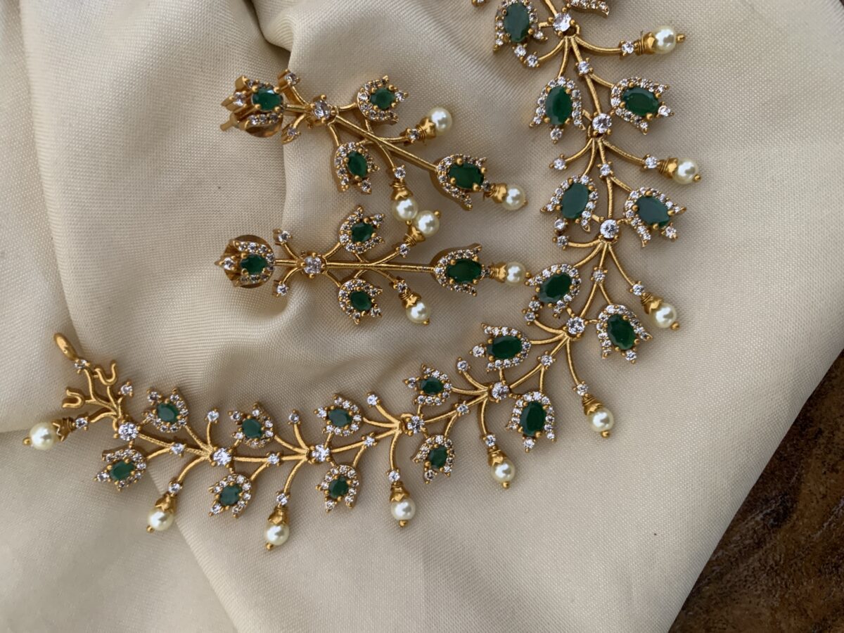 Gold finish Green contemporary evening wear