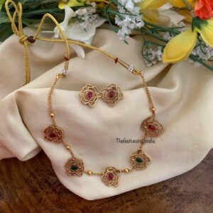 Red Green carved flower choker/necklace set