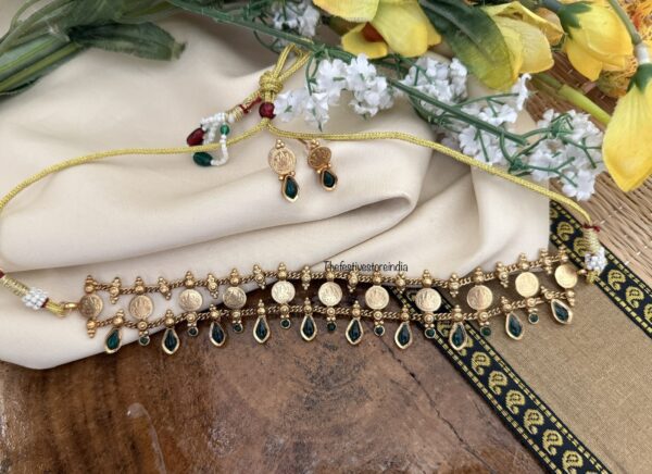 Kaasu lakshmi choker set - Green stone