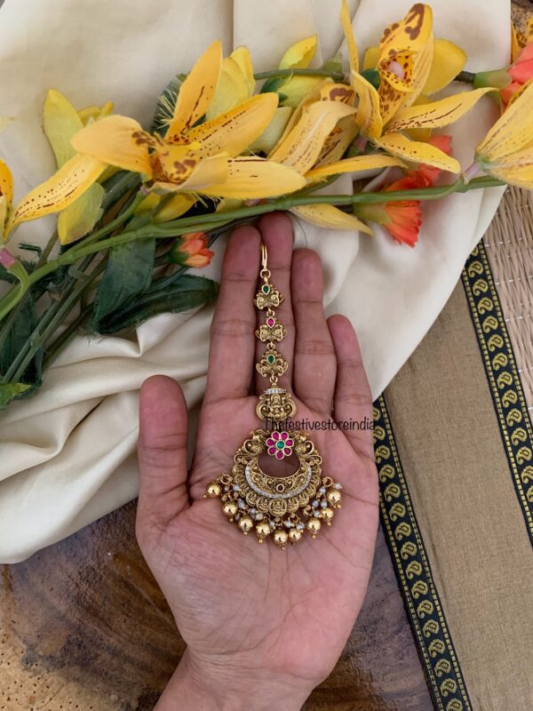 Chandbali Lakshmi maangtikka