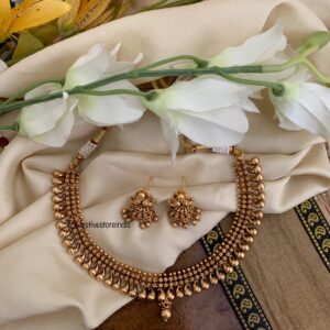 Simple all gold paisley necklace set