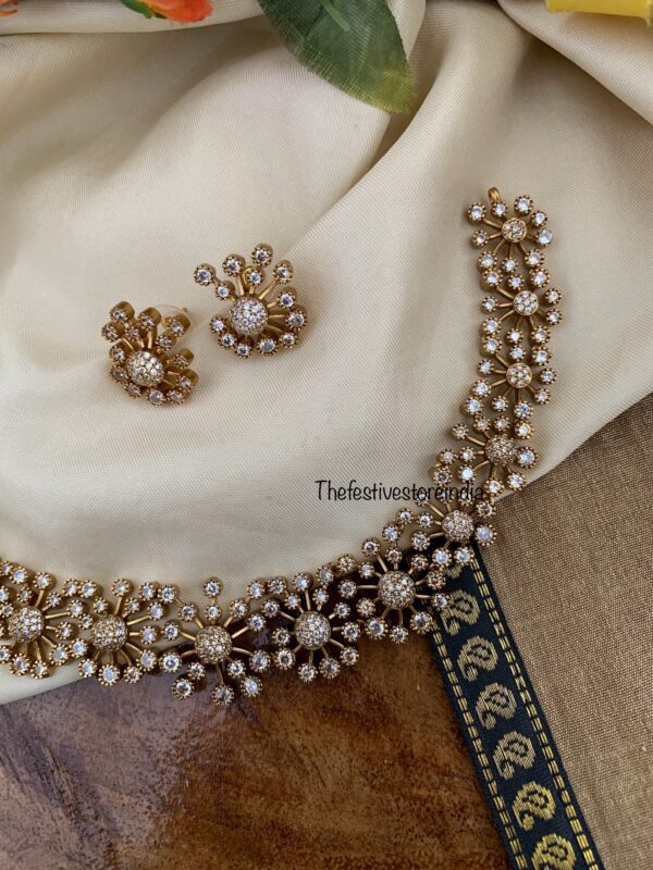 Floral diamonds set