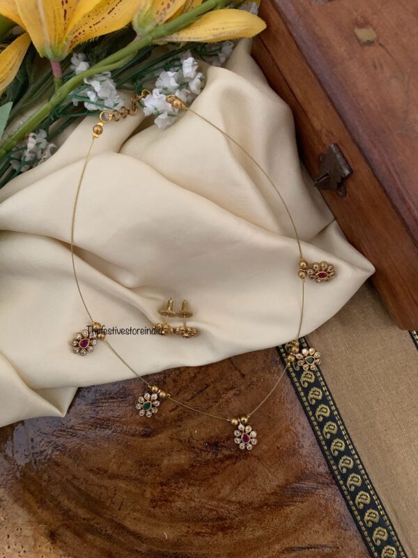 Floral invisible chain set