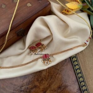 Enamel painted Lotus mopp choker set