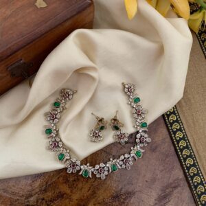 Minimalist Victorian necklace set